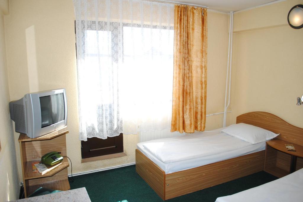 Hotel West Scheia Chambre photo