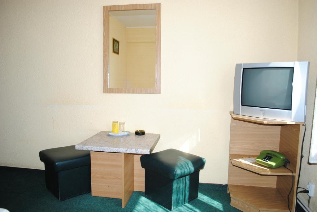 Hotel West Scheia Chambre photo