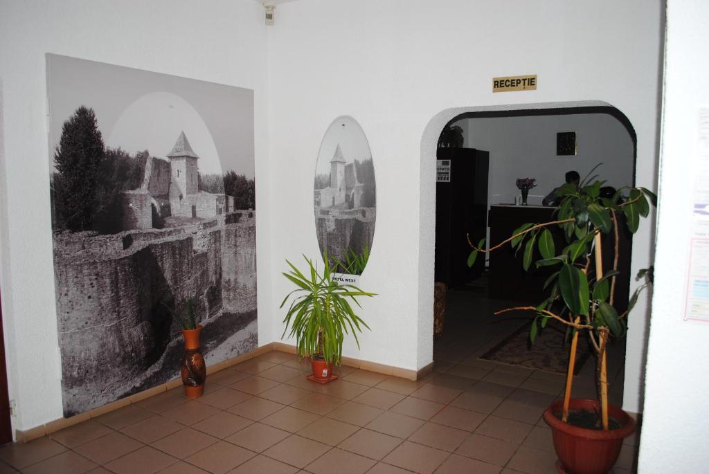 Hotel West Scheia Extérieur photo